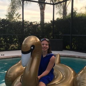 Meet your Posher, Amy